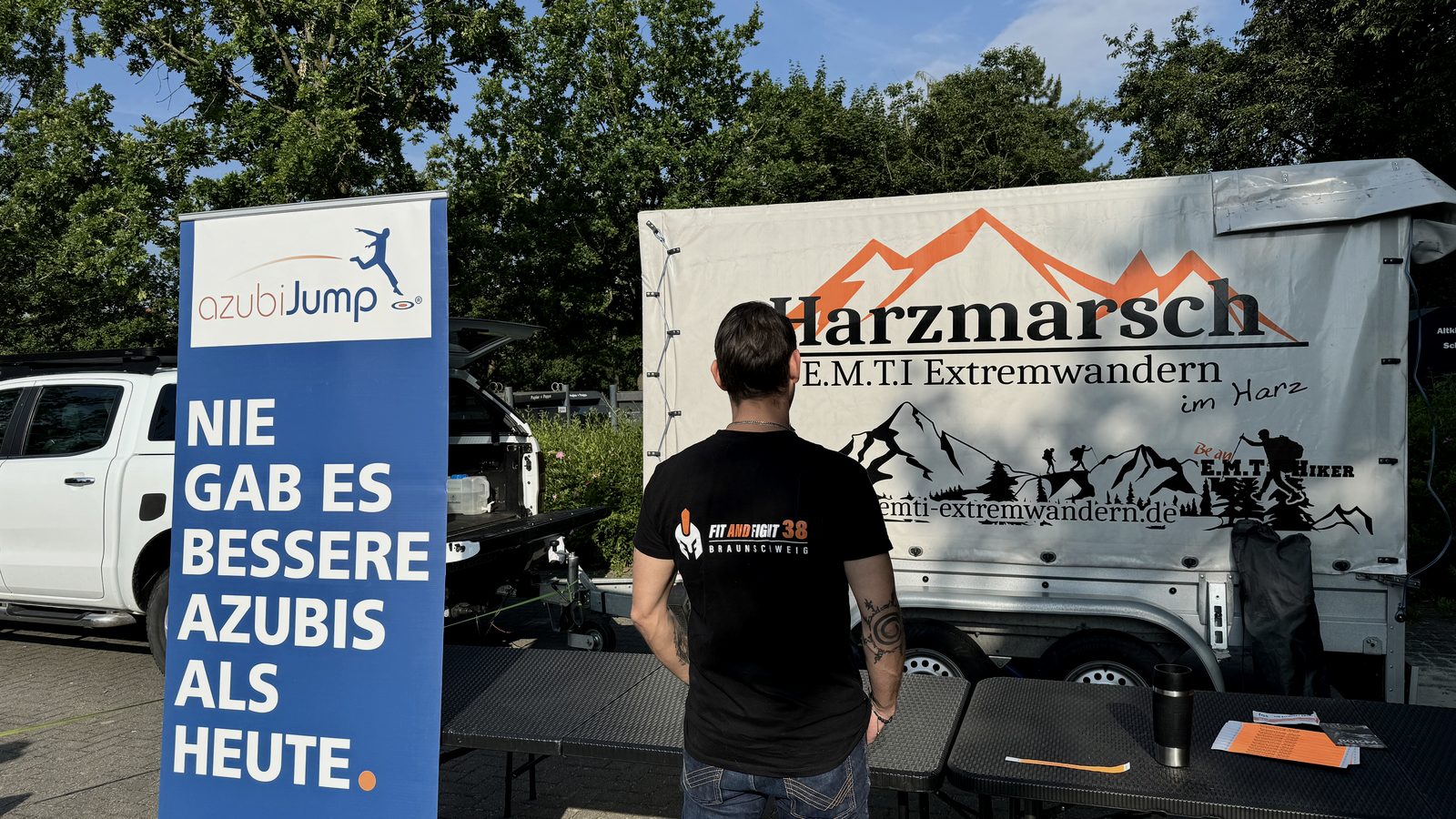 azubiJump-Infostand mit Fit and Fight 38